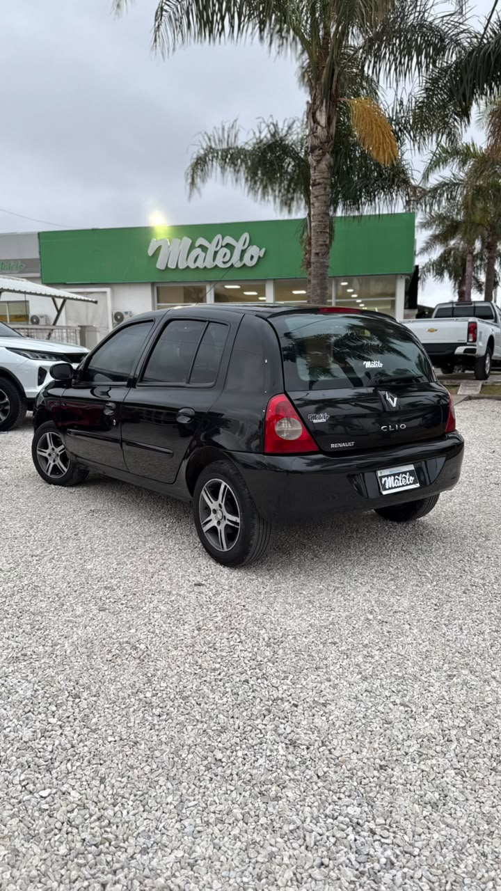RENAULT - CLIO   AUTHENTIQUE  PACK  1.2  - MANUAL  - 2011